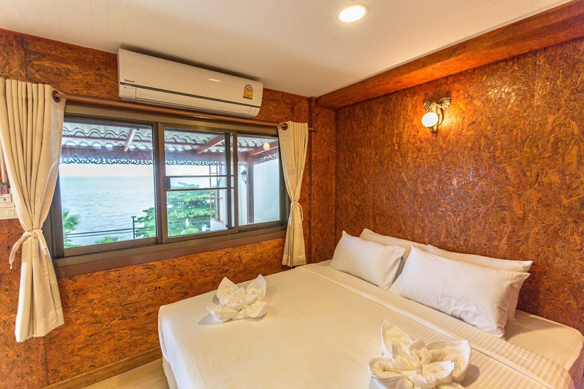 Marina Jomtien Beach Exterior photo