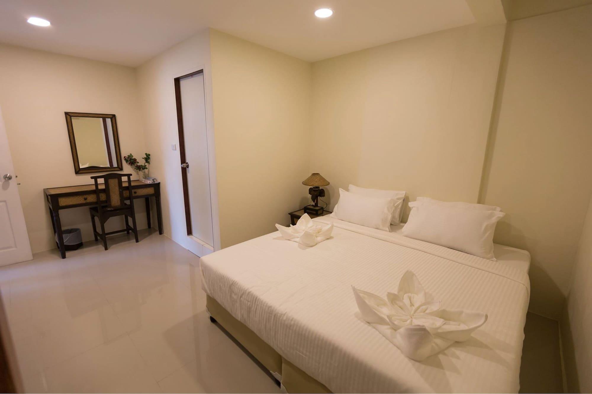 Marina Jomtien Beach Exterior photo