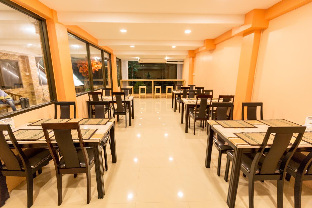 Marina Jomtien Beach Exterior photo