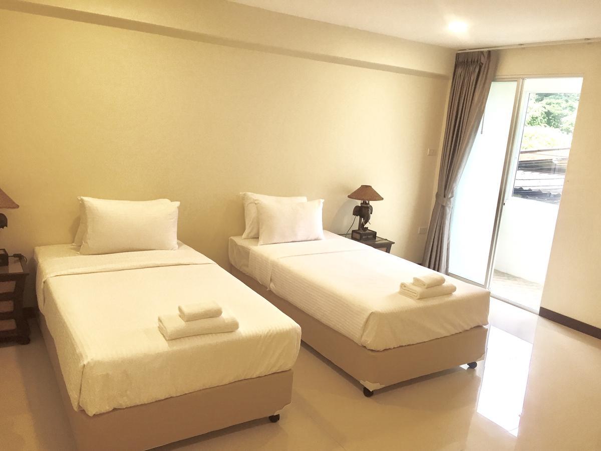 Marina Jomtien Beach Exterior photo